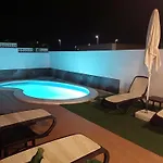 וילה Enola *