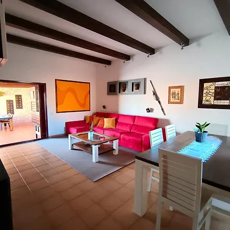 Villa Enola La Oliva