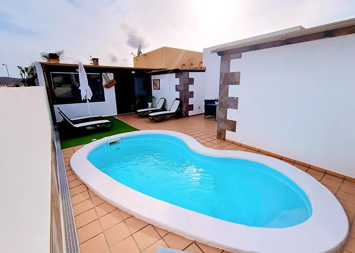 Enola * לה אוליבה