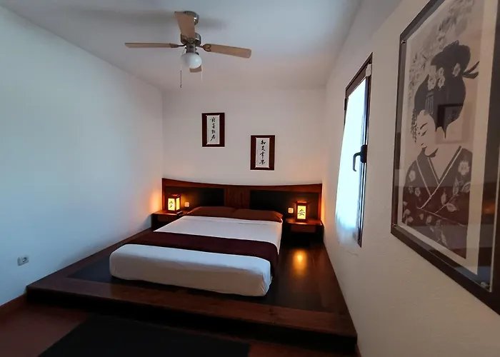 Enola * לה אוליבה